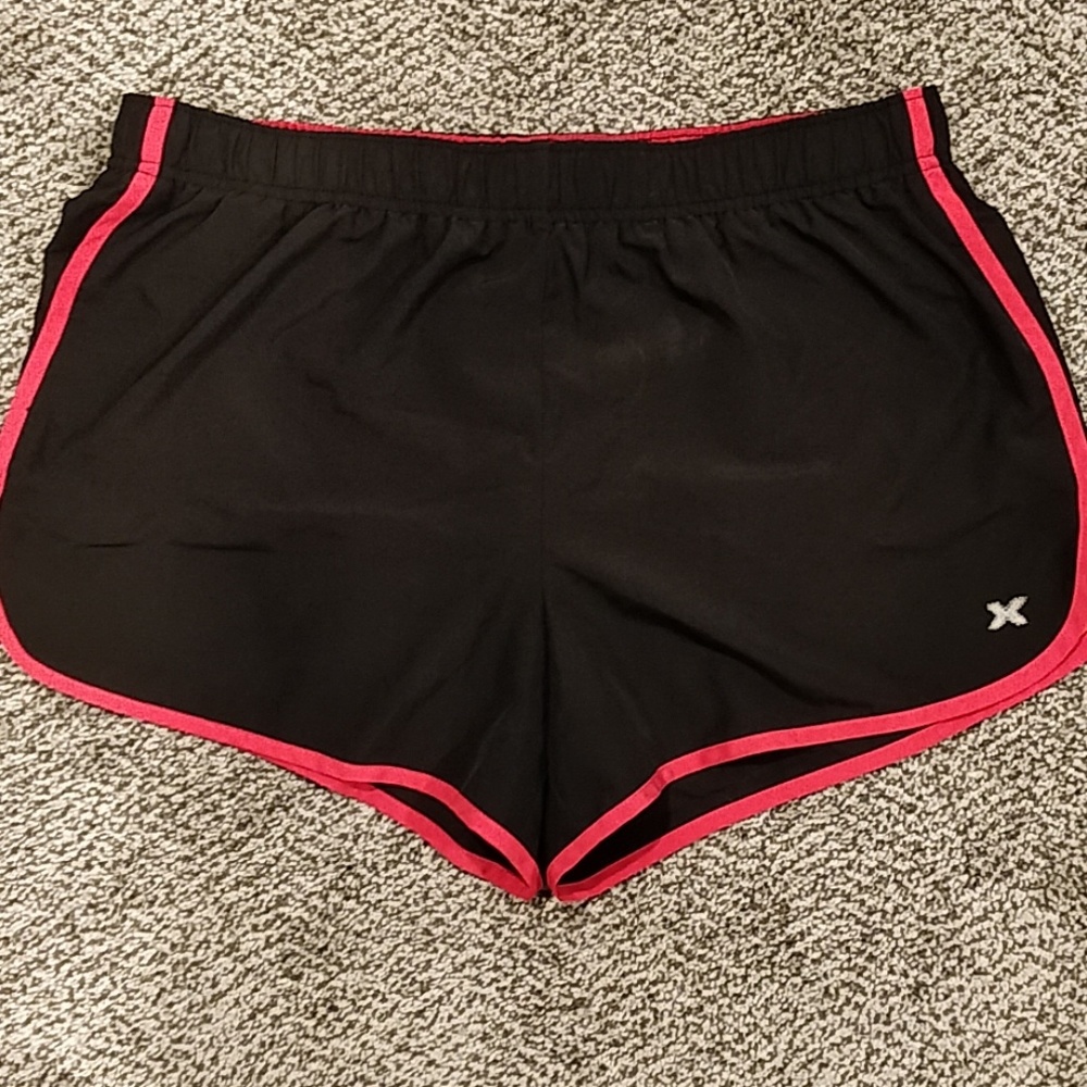 Xersion midrise running shorts